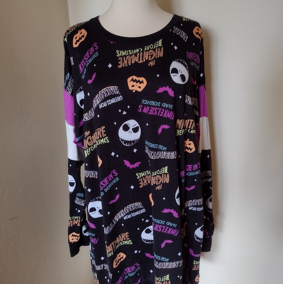 Disney Sweaters - Disney Tim Burton sweater size XL